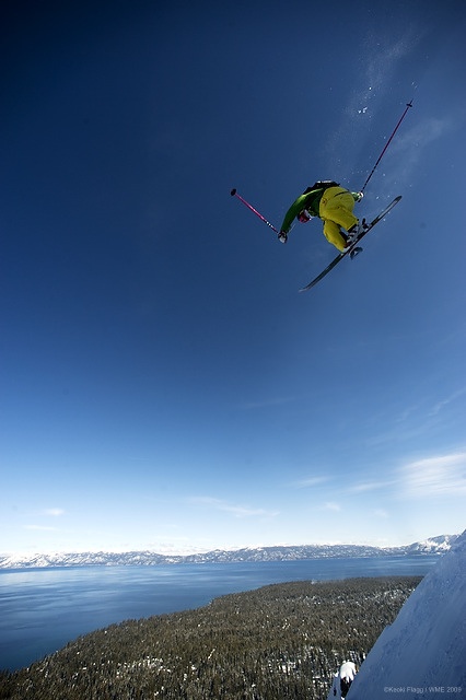 Errol Kerr action shot by Keoki Flagg, 2009