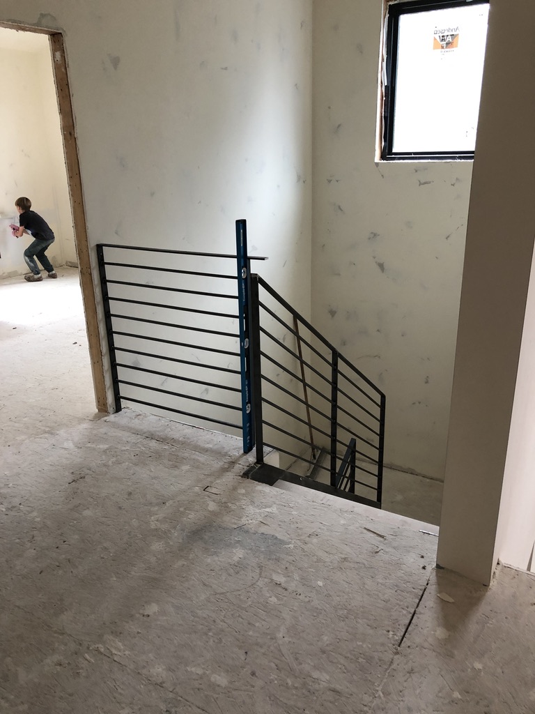 gates-fences fabrication
